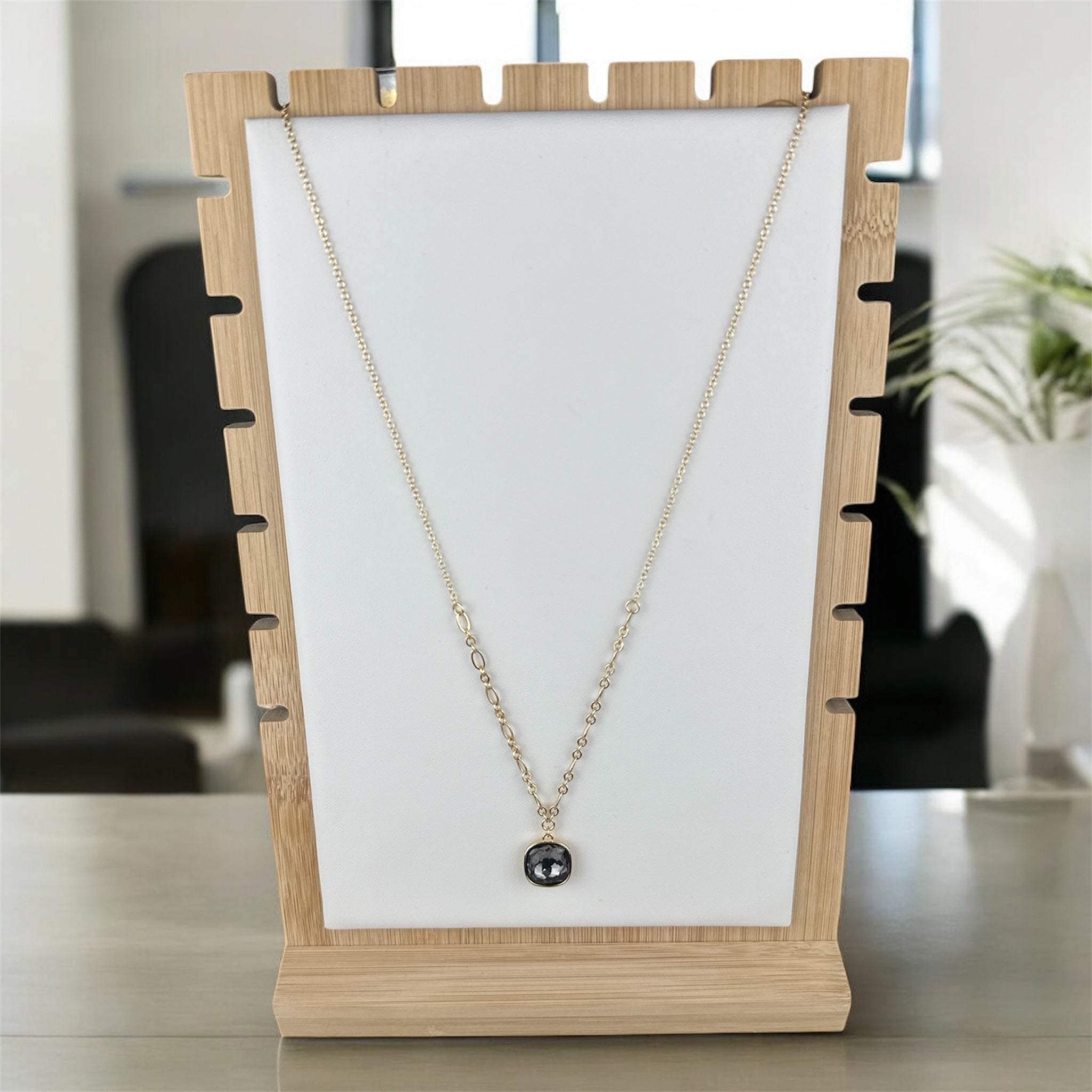 Shadow Light Necklace